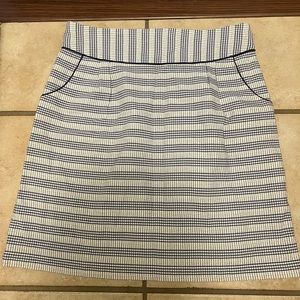 Womens light purple white skirt